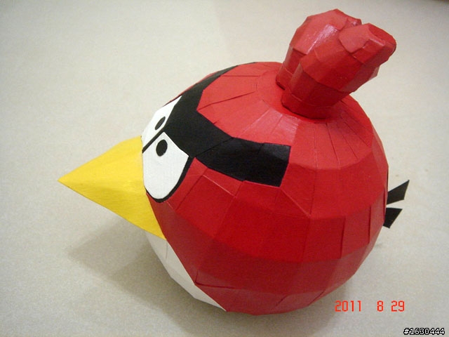 [分享]自製Angry Bird小紅紅紙模型~