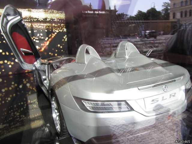 Mercedes Benz SLR展示車