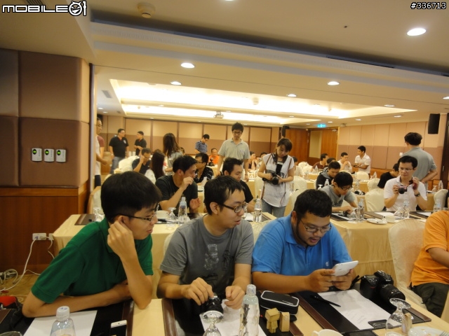HTC EVO 3D 搶鮮體驗見面會 心得分享 圖多『高雄場』