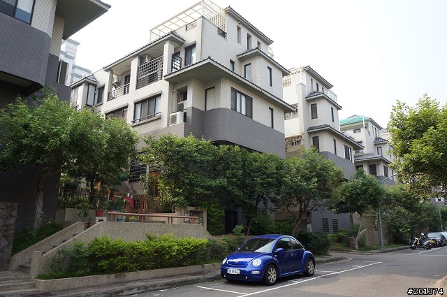 NEX-5N也來蓋大樓囉~