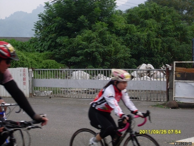 百年環化賽女車友照