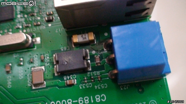 請問有人知道這個主機板的電子零件嗎? 要去那邊買?