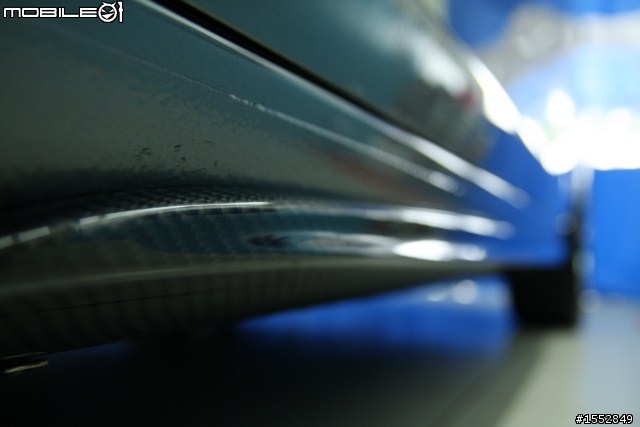 精緻與低調的奢華質感 邁向全車CARBON化 GOLF GTI MK6 [側裙篇]