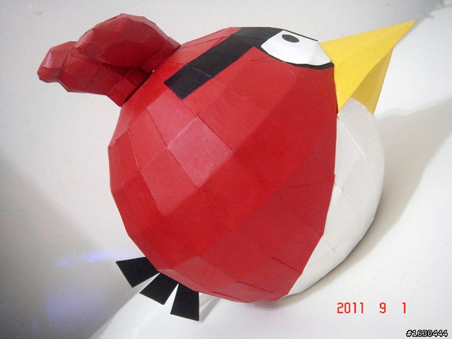 [分享]自製Angry Bird小紅紅紙模型~