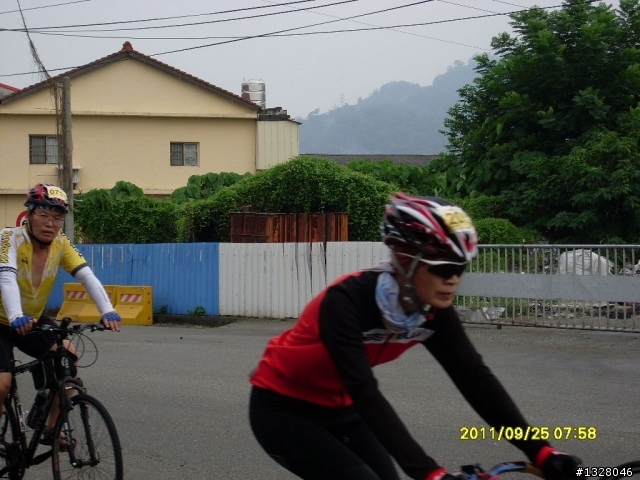 百年環化賽女車友照