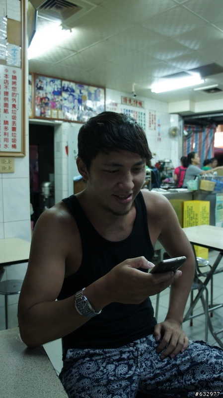 五個大男孩，想用環島來找回失去的青春熱情和感動