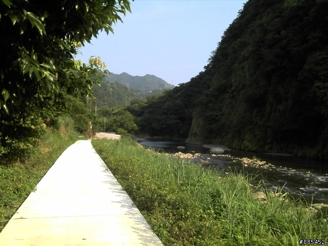 [ 分享 ] 坪林區大林里自行車步道 { 圖很多 } 加上敘述。