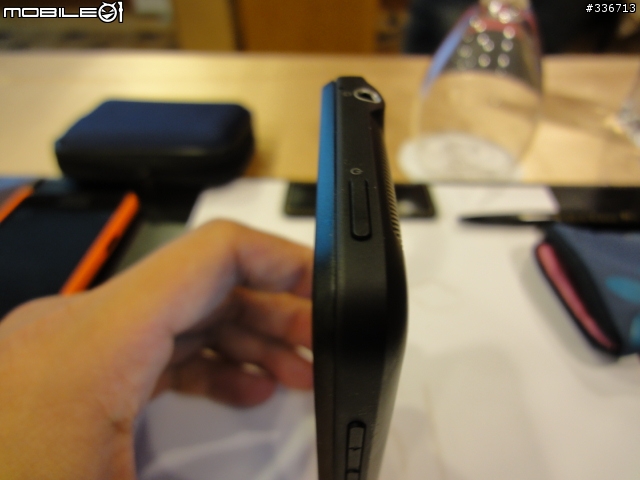 HTC EVO 3D 搶鮮體驗見面會 心得分享 圖多『高雄場』