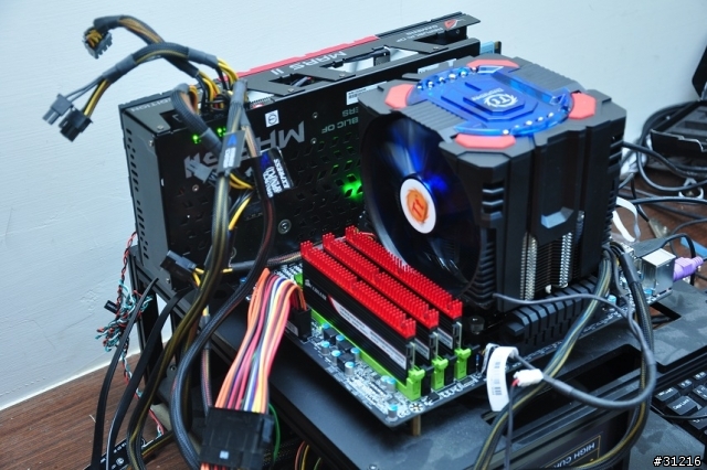 [火星登陸]ASUS MARS II Qand SLI 卡皇降臨
