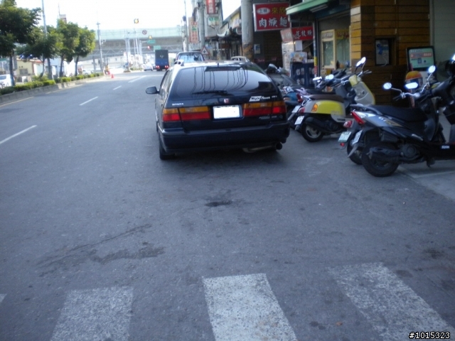 第一次看到雅哥旅行車!!!真帥!!!