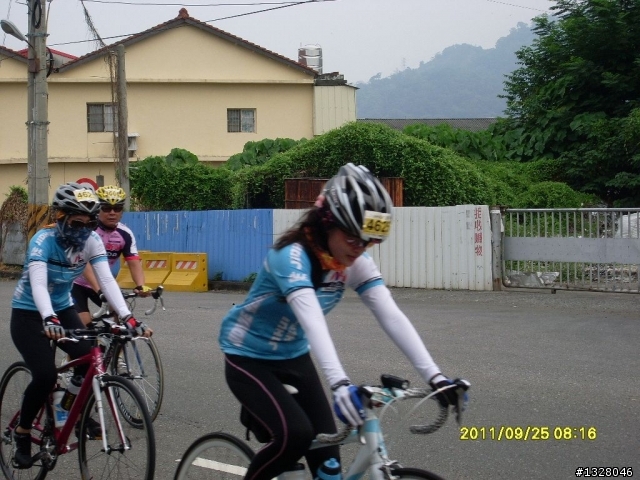 百年環化賽女車友照