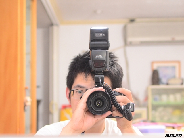 [自製]D7000直拍閃光燈架