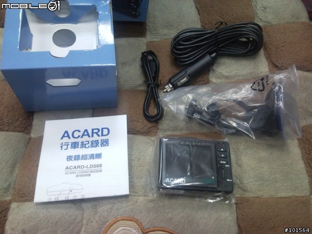[開箱](10/2更新)號稱100%MIT的行車記錄器-ACARD LD588