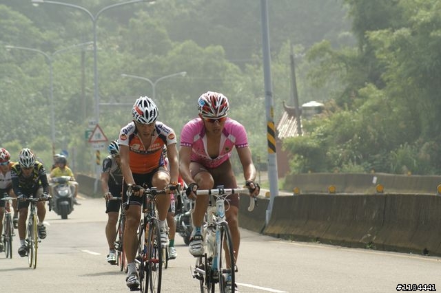 2011環府城自行車賽 CCT車友們請笑納!