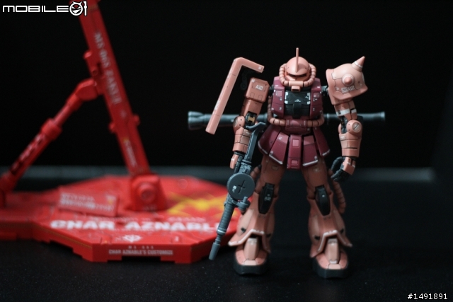 RG 1/144 薩克 ZAKUII  小心紅色有角的! 速度是三倍!