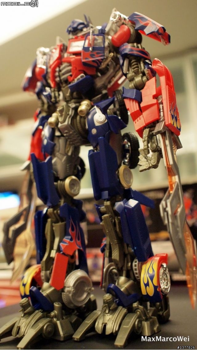[分享] Takara Tomy DMK 1/35 Optimus Prime 科博文快速素組心得