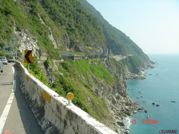 慶祝快退伍之中橫北橫之旅～（4天3夜共717km）圖很多～