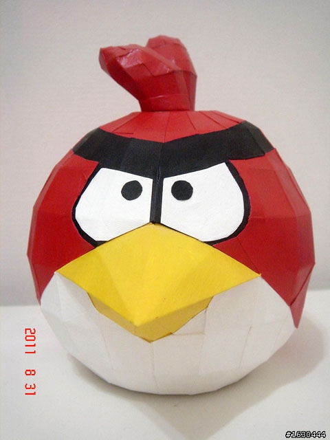 [分享]自製Angry Bird小紅紅紙模型~