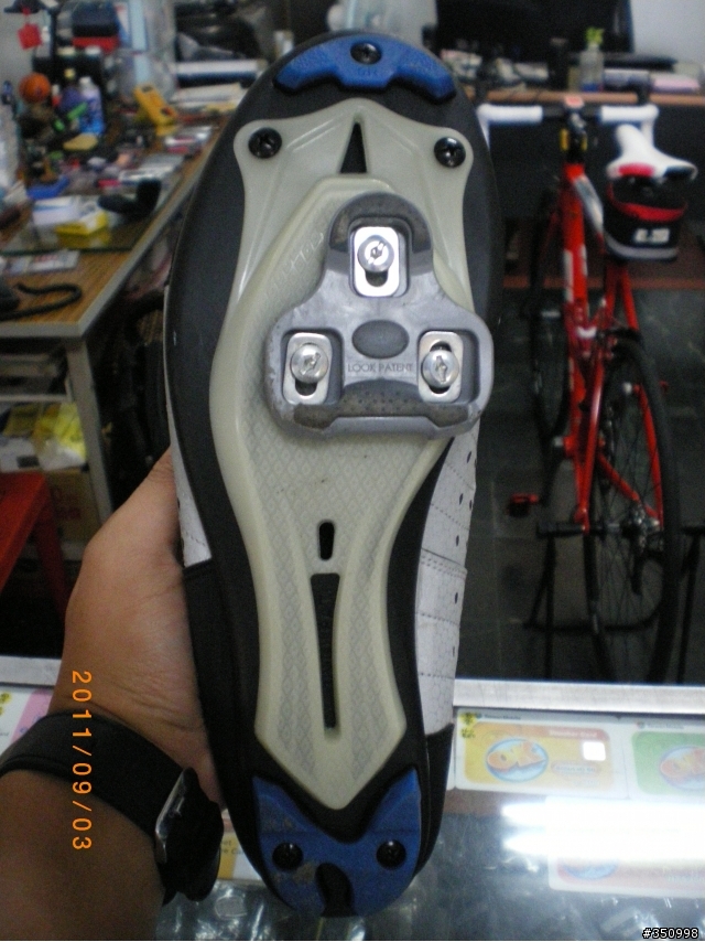 我的2011年富士FUJI ROUBAIX 1.0公路車和上卡踏心得報告~~