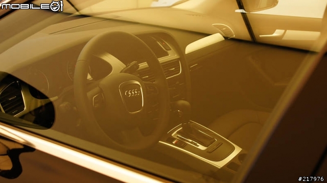 Audi A4 Sedan 小小開箱文 9/21 新增用車心得感想