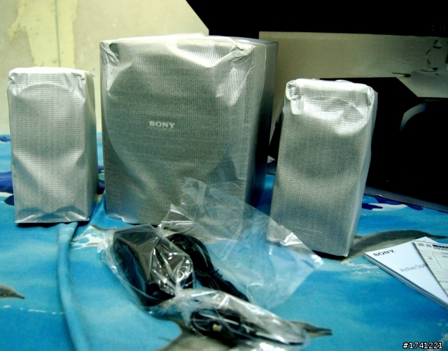 [不專業開箱]SONY SRS-D5 2.1聲道喇叭