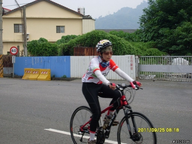 百年環化賽女車友照