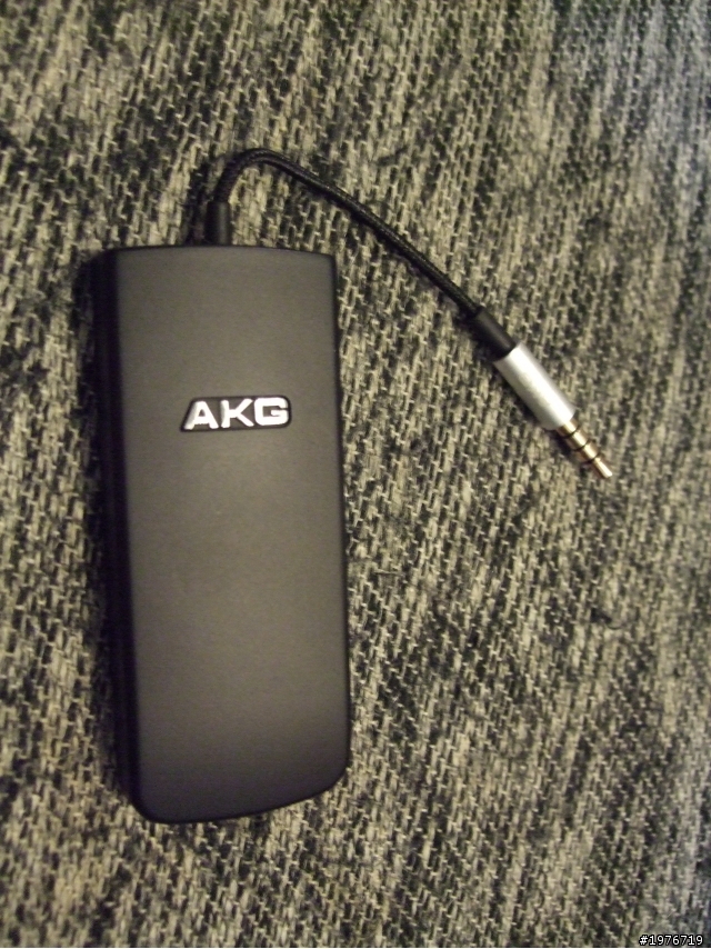 開箱...AKG K840KL無線耳機