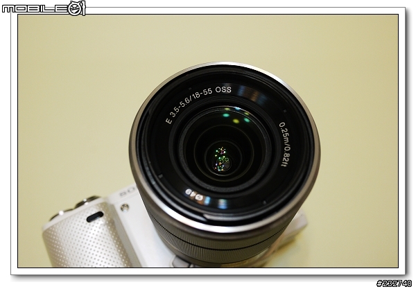 [分享] 白色情人NEX-5N開箱（加映原廠LCS-BBF專用包、GARIZ腕帶＆蓋貼）