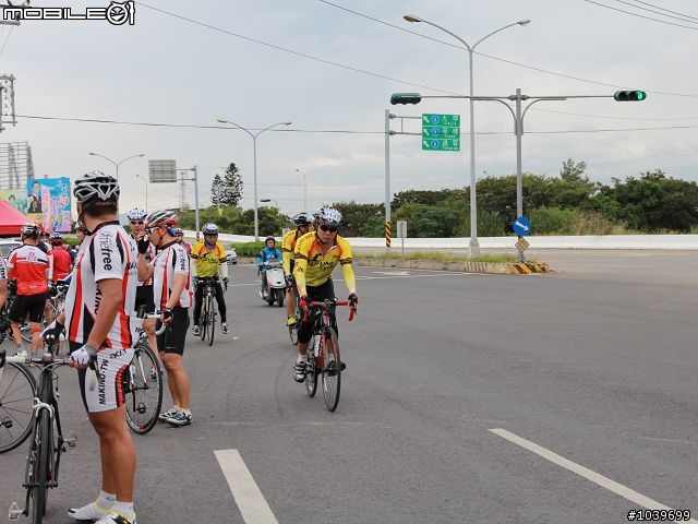 環台中100K 照片(路上拍的，終點拍的，車友請自取)