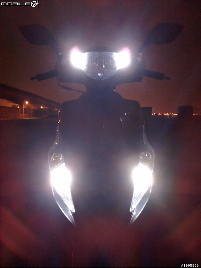 [開箱] 黑灰NEX 125+光形簡介