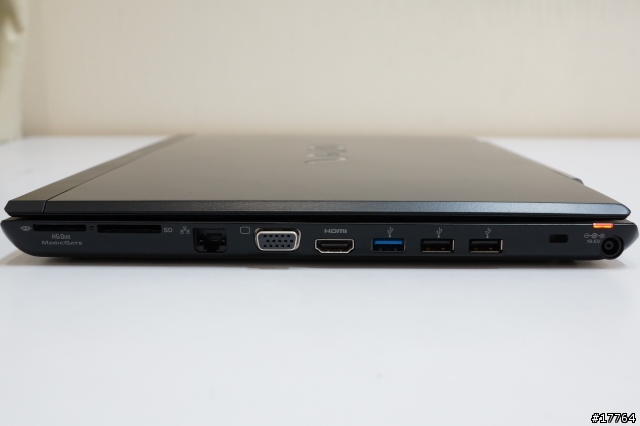 『顛覆對大筆電的看法』SONY VAIO SE17 輕薄登場
