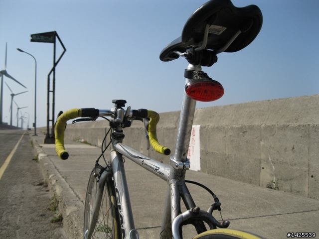 我終於可以分享了~自己的第一台公路車kuota korsa