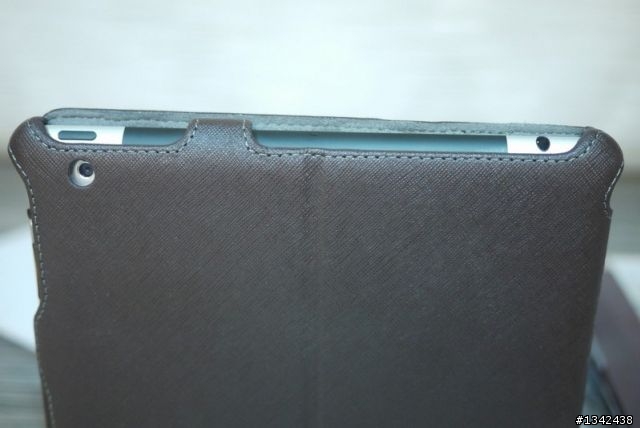 [開箱] 分享滿意度100理想iPad2保護套---Luxa2 iPad 2 Legerity Stand Case  (圖)