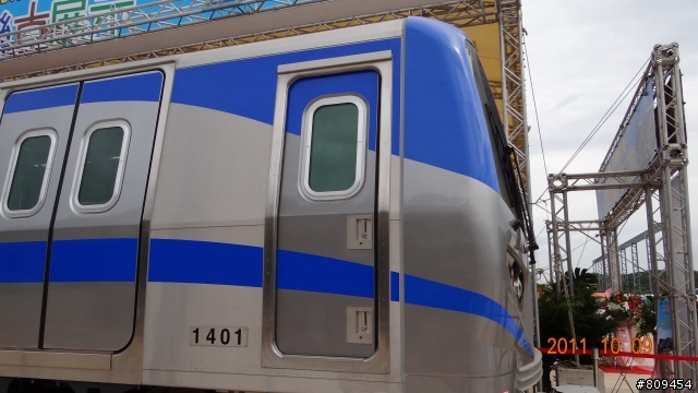 機場捷運電聯車展示，圖多