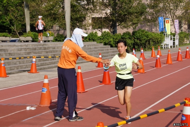 2011貓空路跑隨手拍~有土城財哥您的照片