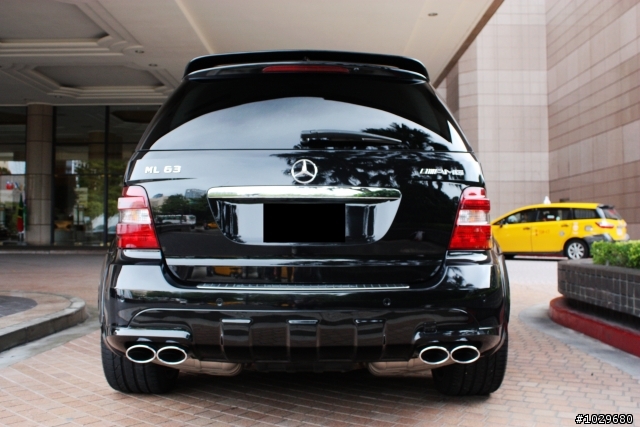 Mercedes Benz ML63 AMG (W164)