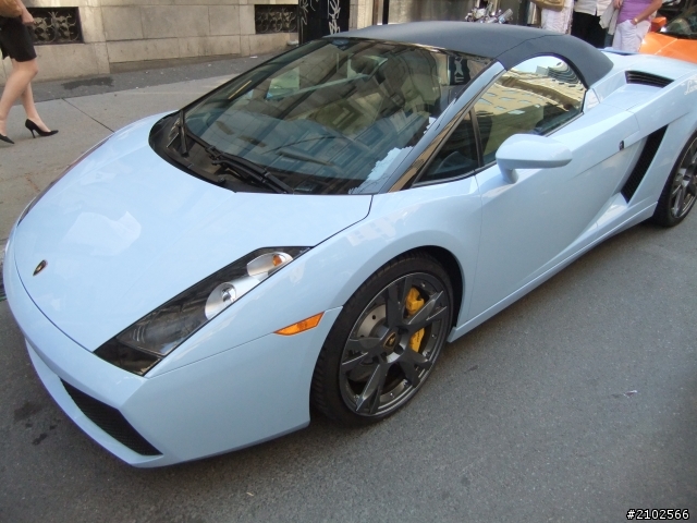 Lamborghini 街上一排隨便照！