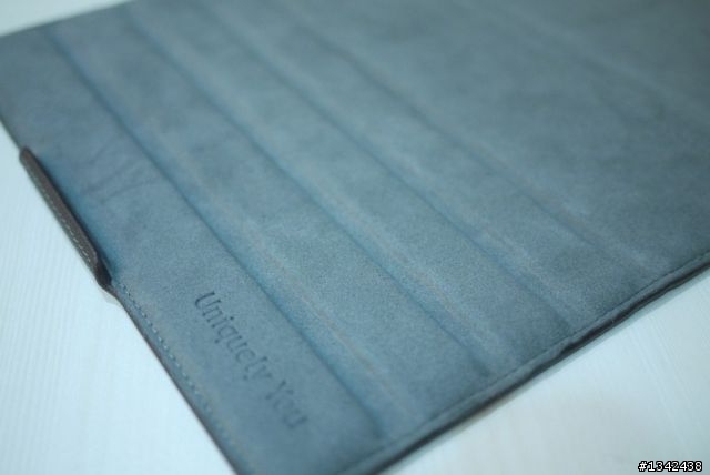 [開箱] 分享滿意度100理想iPad2保護套---Luxa2 iPad 2 Legerity Stand Case  (圖)