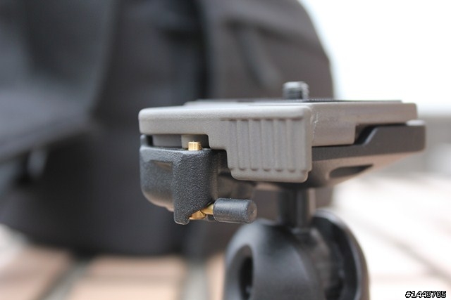 【分享】Manfrotto MK293A3 + 494RC2 雲台，簡單實用的腳架