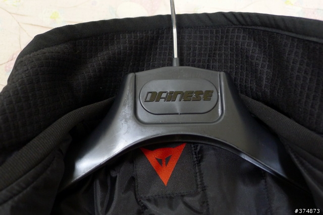 開箱-DAINESE G. XANTUM D-DRY 冬季防寒防摔衣