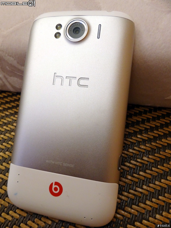 與 HTC Sensation XL 的邂逅與簡測