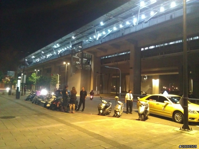Titan室內照像分享