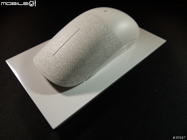 [開箱]在茫茫一片鼠海當中，限量是殘酷的!!!!!!(微軟Touch Mouse"白")