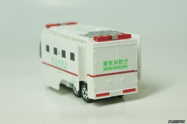 [ TOMICA ] 救援現場的白色希望-救護車系列