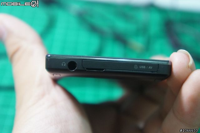 [開箱]說好的 IAudio COWON J3來啦~外加手殘證明.......=口=