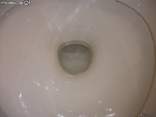 [DIY]笨手笨腳~更換馬桶自己來