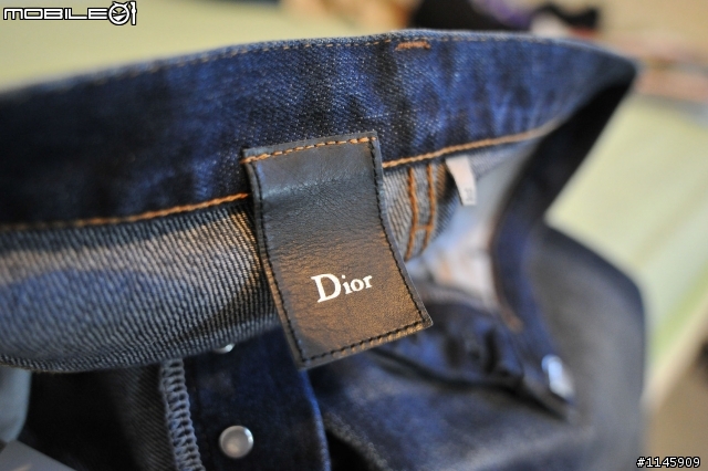 [向現金哥致敬][補實穿]絕對不時尚的2011SS Dior Homme Bas 19 銀耳牛