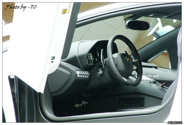 Lamborghini Aventador LP700-4 之....看膩別見怪
