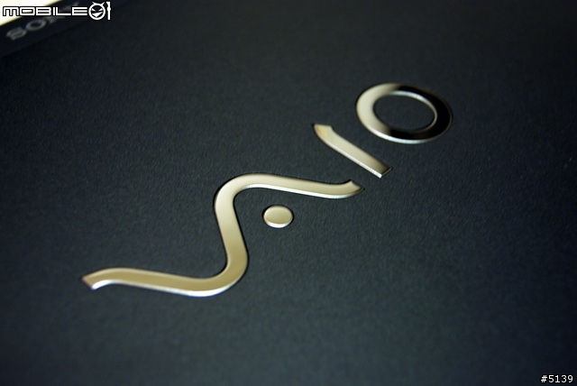 [開箱]Sony VAIO SB25 超值商務機 + SSD升級步驟教學