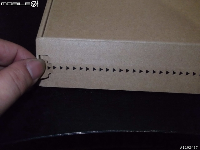 [開箱]新KINDLE開箱以及小疑問